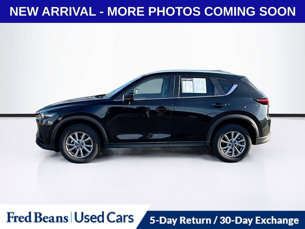 2023 Mazda CX-5 2.5 S Preferred photo 2