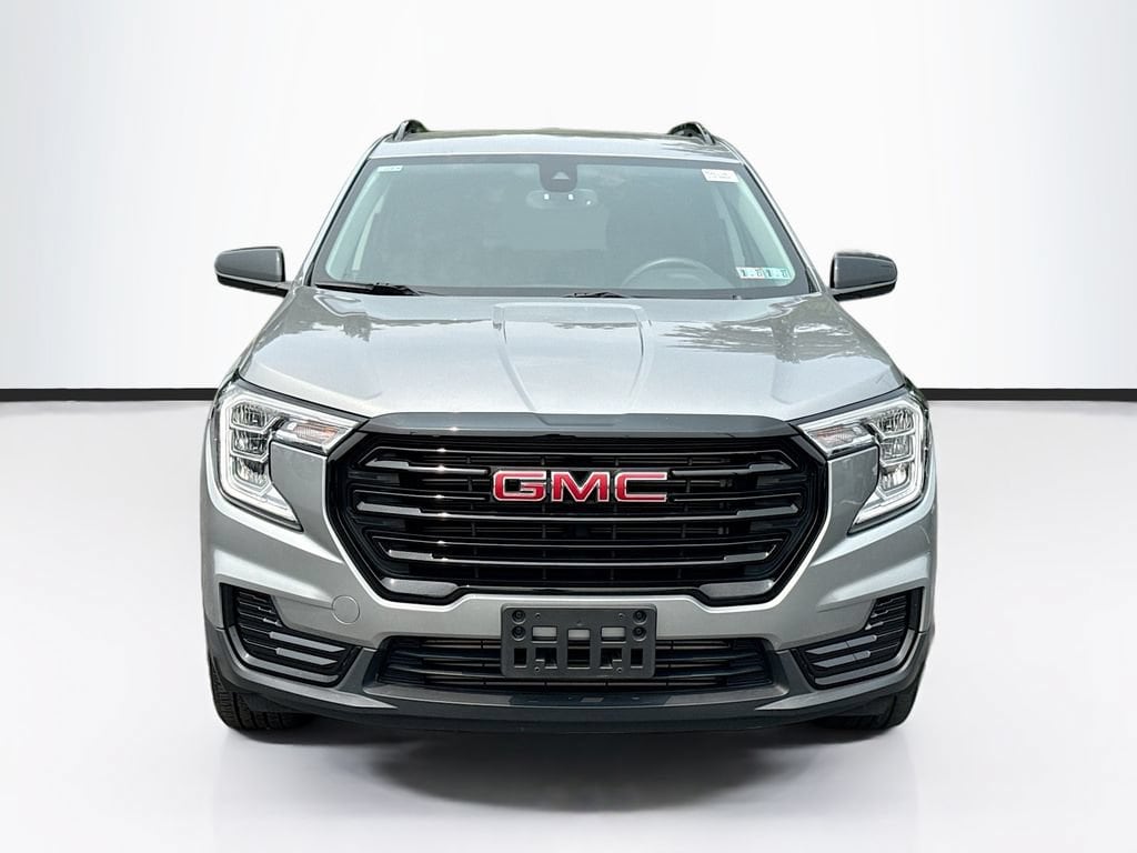 Used 2023 GMC Terrain SLE SUV