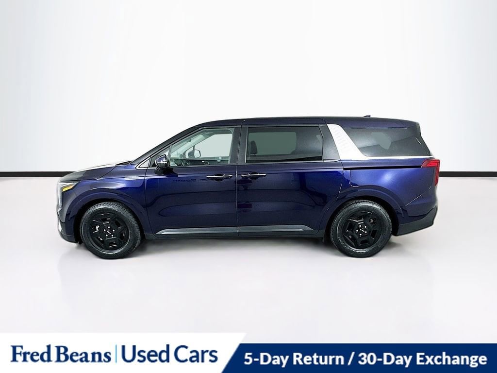 Used 2025 Kia Carnival LXS