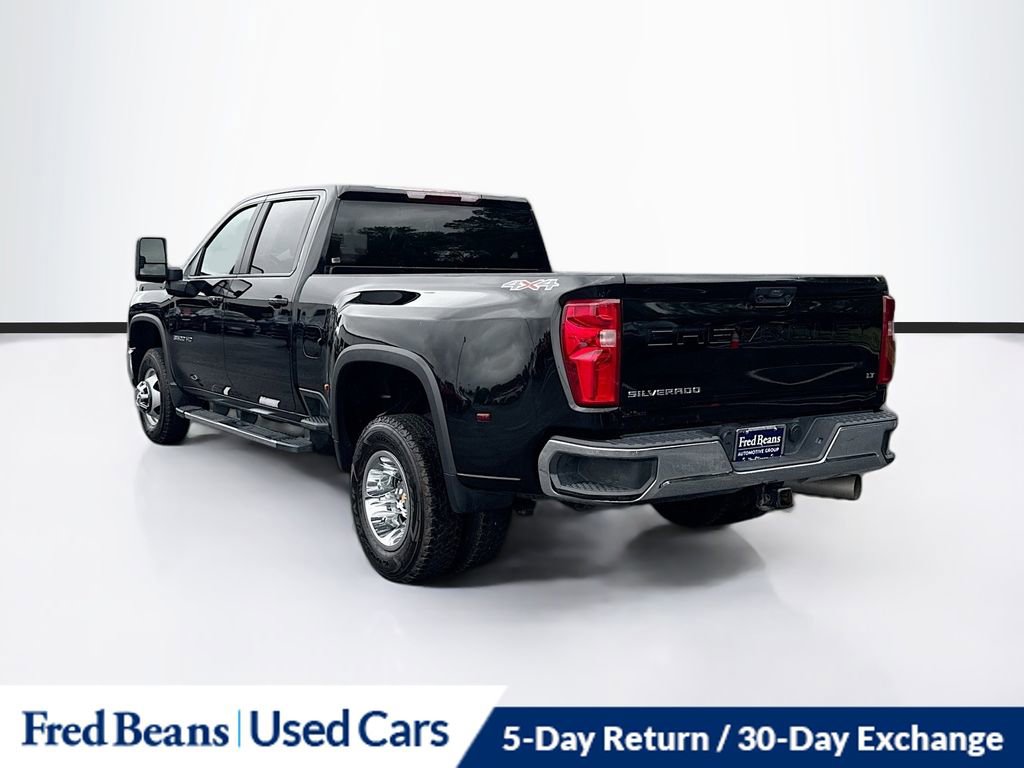 2024 Chevrolet Silverado 3500HD LT photo 3