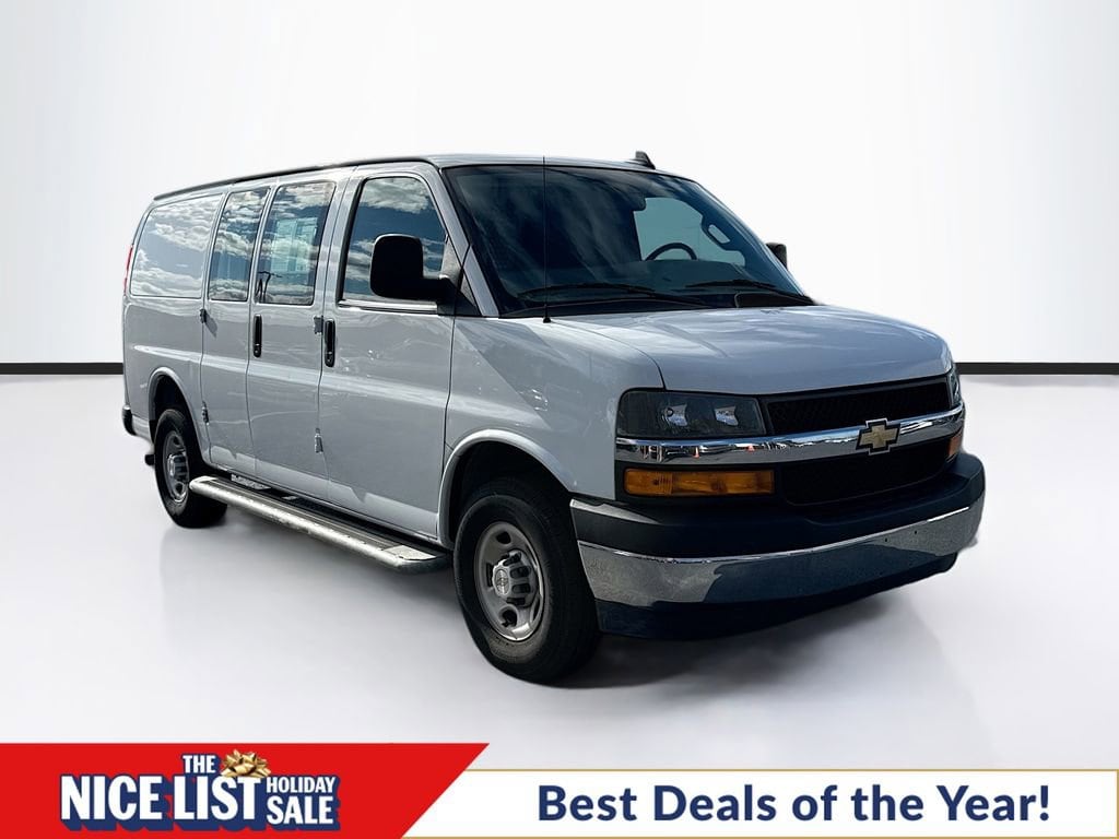 2024 Chevrolet Express Cargo Work Van's photo
