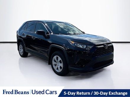 2022 Toyota RAV4 LE