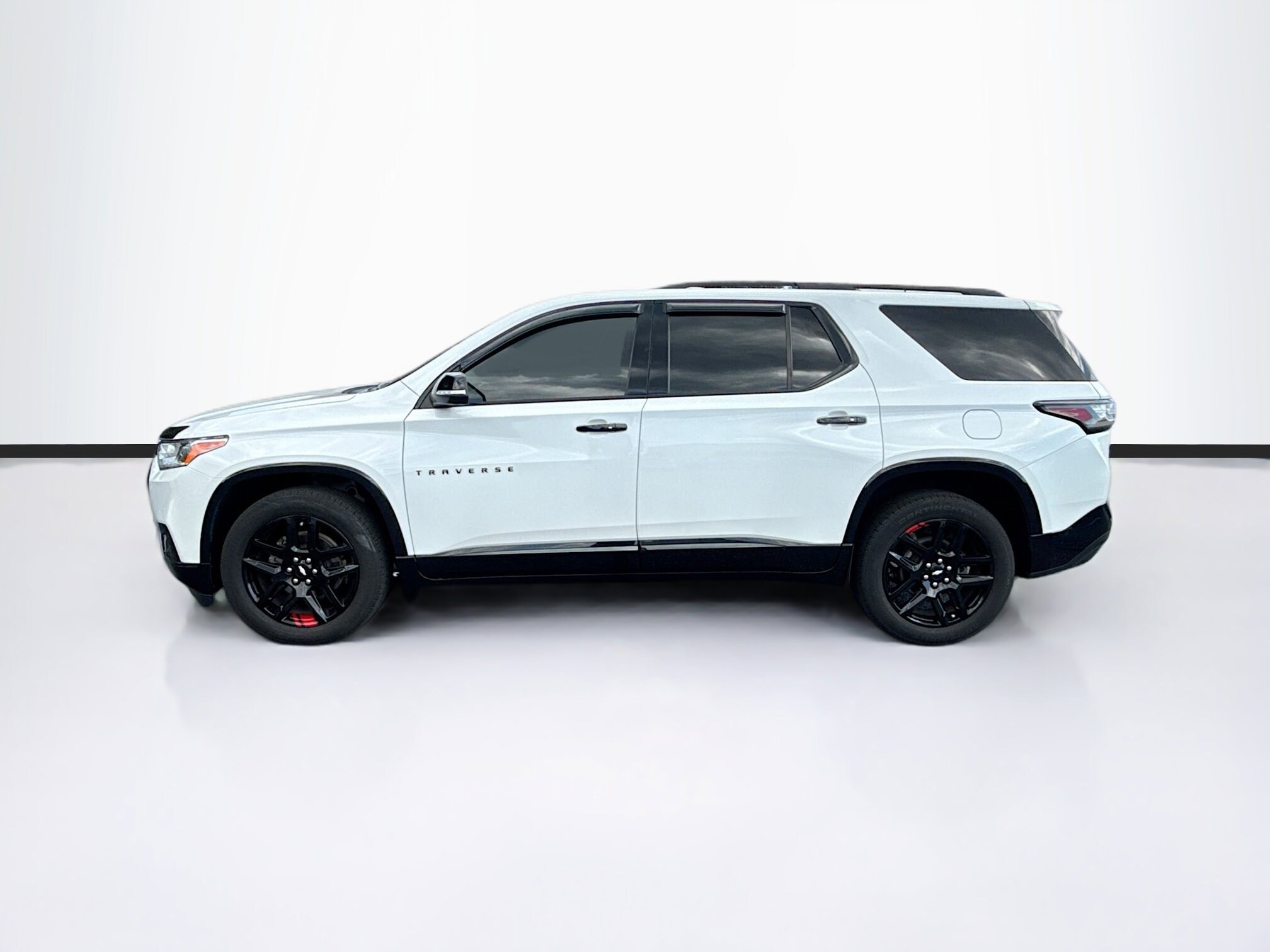 2021 Chevrolet Traverse Premier photo 3