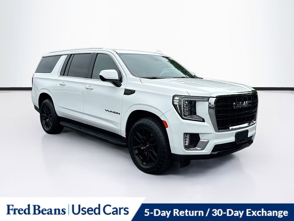 2022 GMC Yukon 4WD SLE's photo