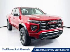 2025 GMC Canyon AT4 Truck