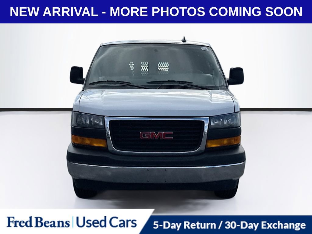 2024 Gmc Savana Cargo 2500 photo 2