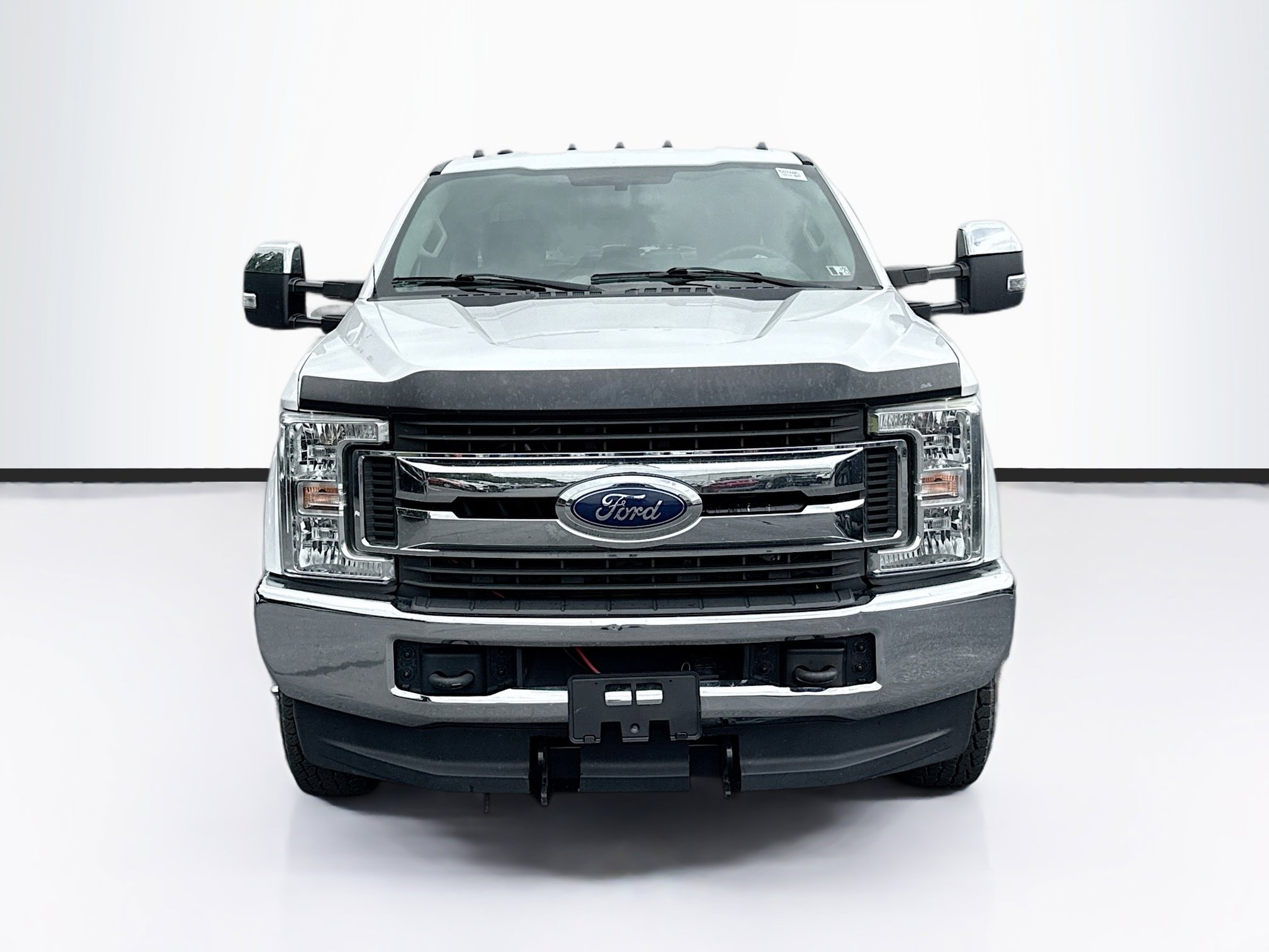 2019 Ford F-350 XL photo 2