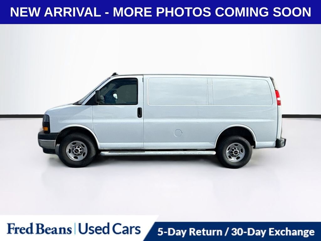 2024 Gmc Savana Cargo 2500 photo 4