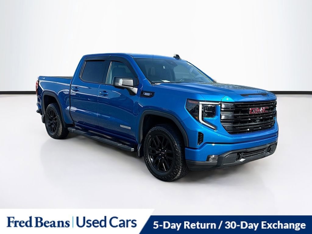 2022 GMC Sierra 4WD Crew Cab Short Box Elevation's photo