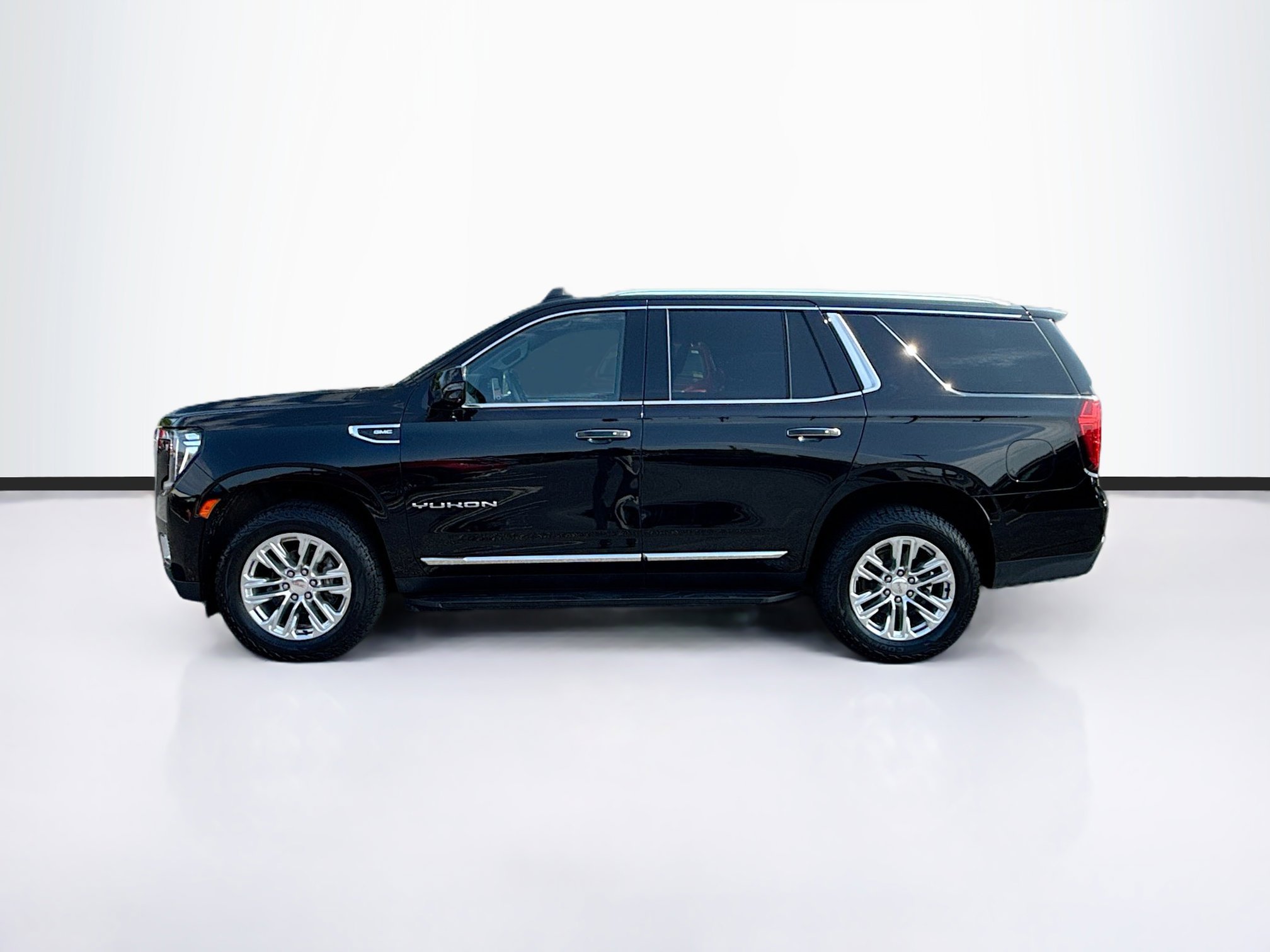 2022 Gmc Yukon SLT photo 4