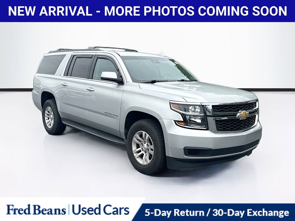 2017 Chevrolet Suburban 4WD 1500 LT w/8-speed's photo