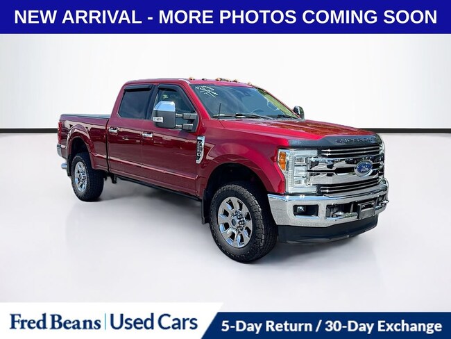 2017 Ford Super Duty F-250 SRW Lariat