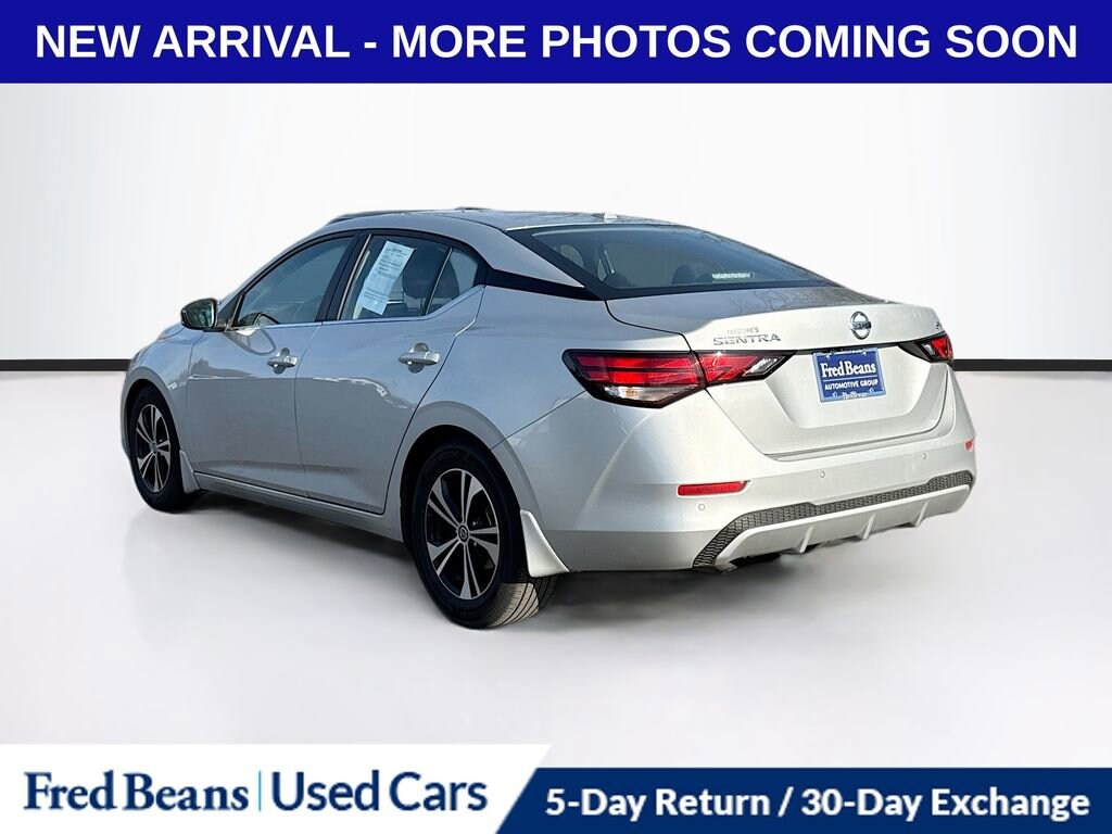 2020 Nissan Sentra SV photo 3