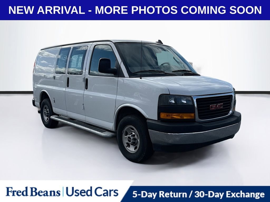 2024 GMC Savana Cargo Work Van's photo