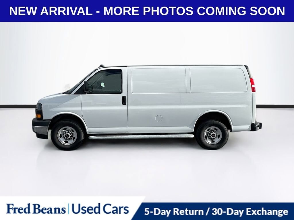 2024 Gmc Savana Cargo 2500 photo 4