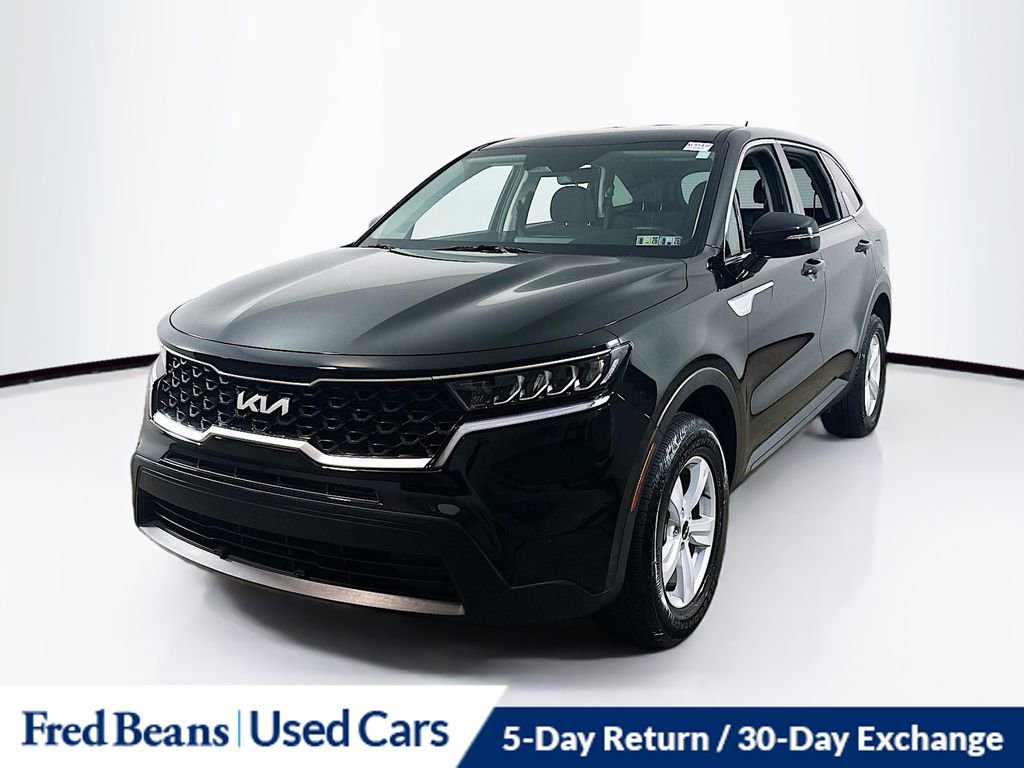 2022 Kia Sorento LX photo 4