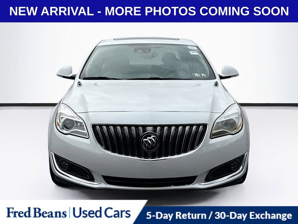 2016 Buick Regal Premium II photo 2