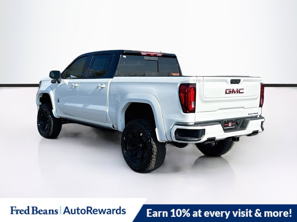 2026 GMC Sierra 1500 AT4 - Photo 6