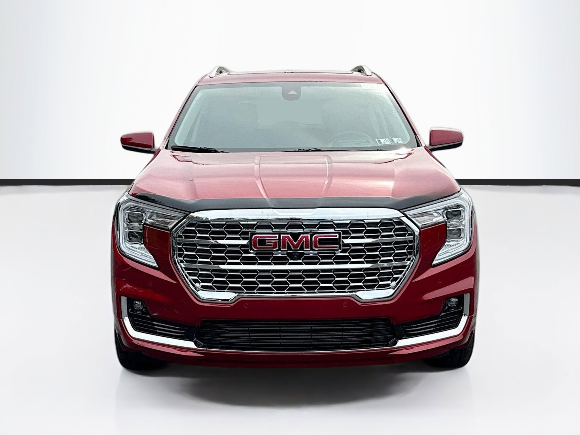 2024 Gmc Terrain Denali photo 2