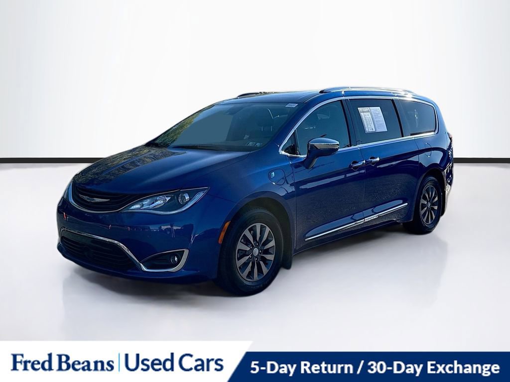 2019 Chrysler Pacifica Hybrid Limited photo 3