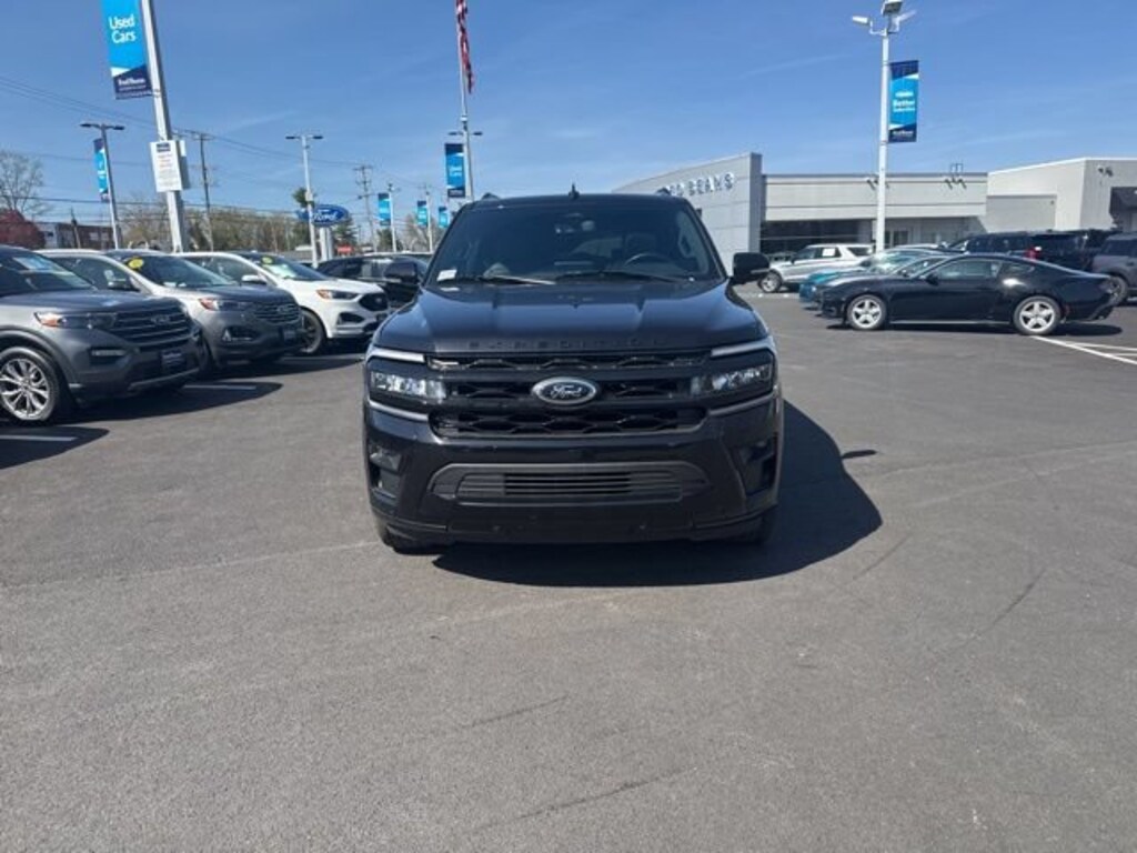 Used 2024 Ford Expedition Limited