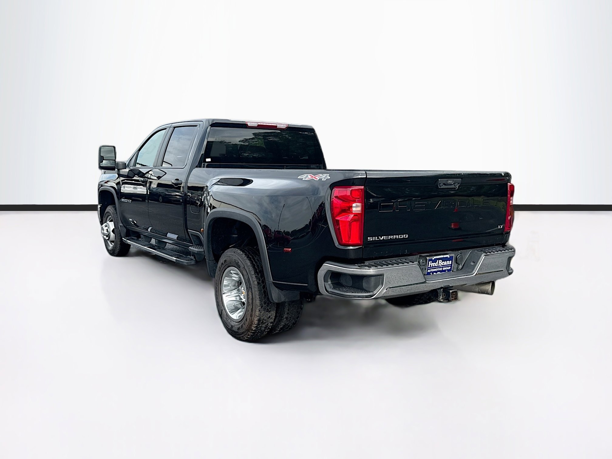 2024 Chevrolet Silverado 3500HD LT photo 3