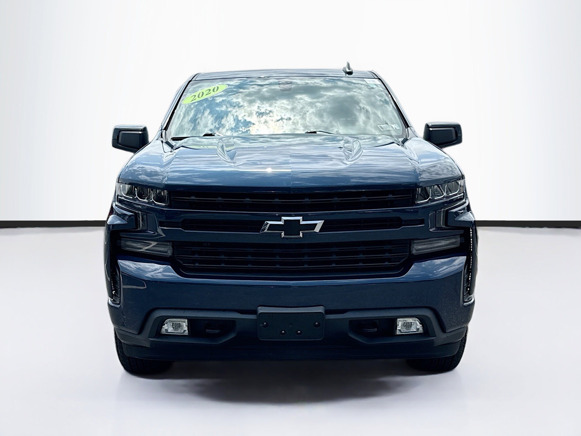 2020 Chevrolet Silverado 1500 RST photo 2