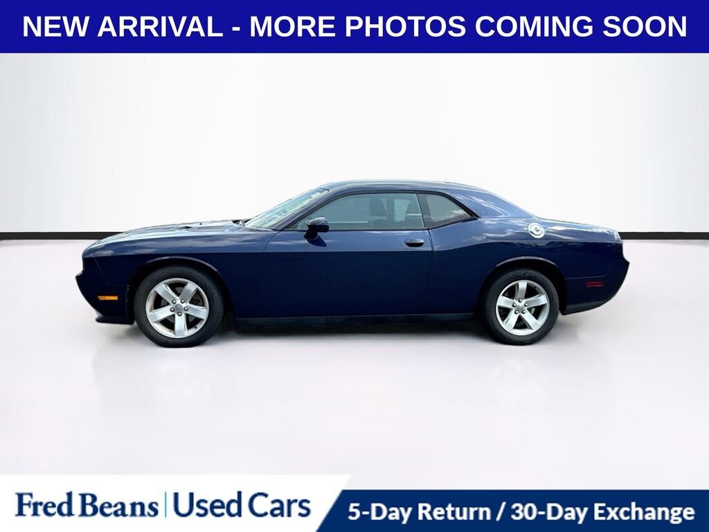 Used 2014 Dodge Challenger SXT