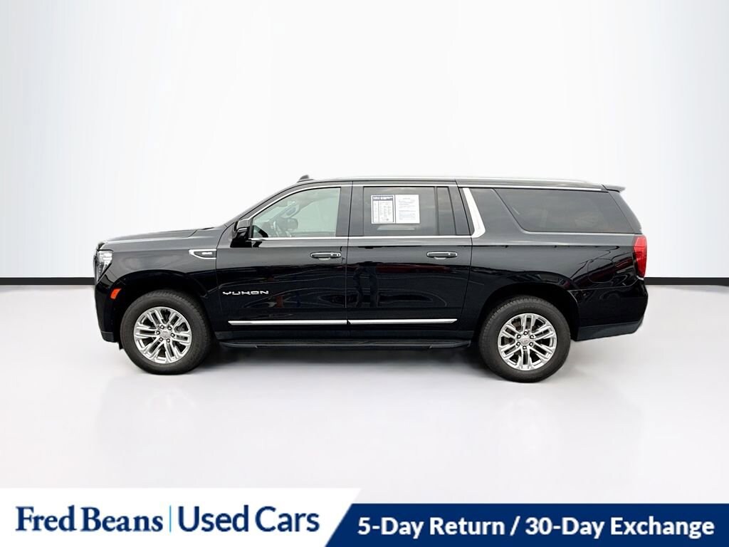 2021 Gmc Yukon XL SLT photo 3