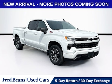 2022 Chevrolet Silverado 1500 RST Truck