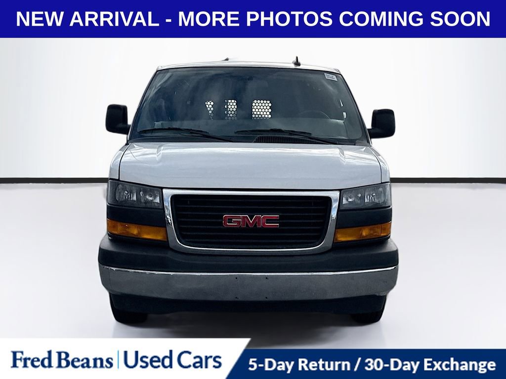 2024 Gmc Savana Cargo 2500 photo 2