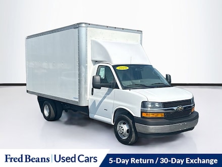 2024 Chevrolet Express Cutaway 3500 1WT Cutaway Van