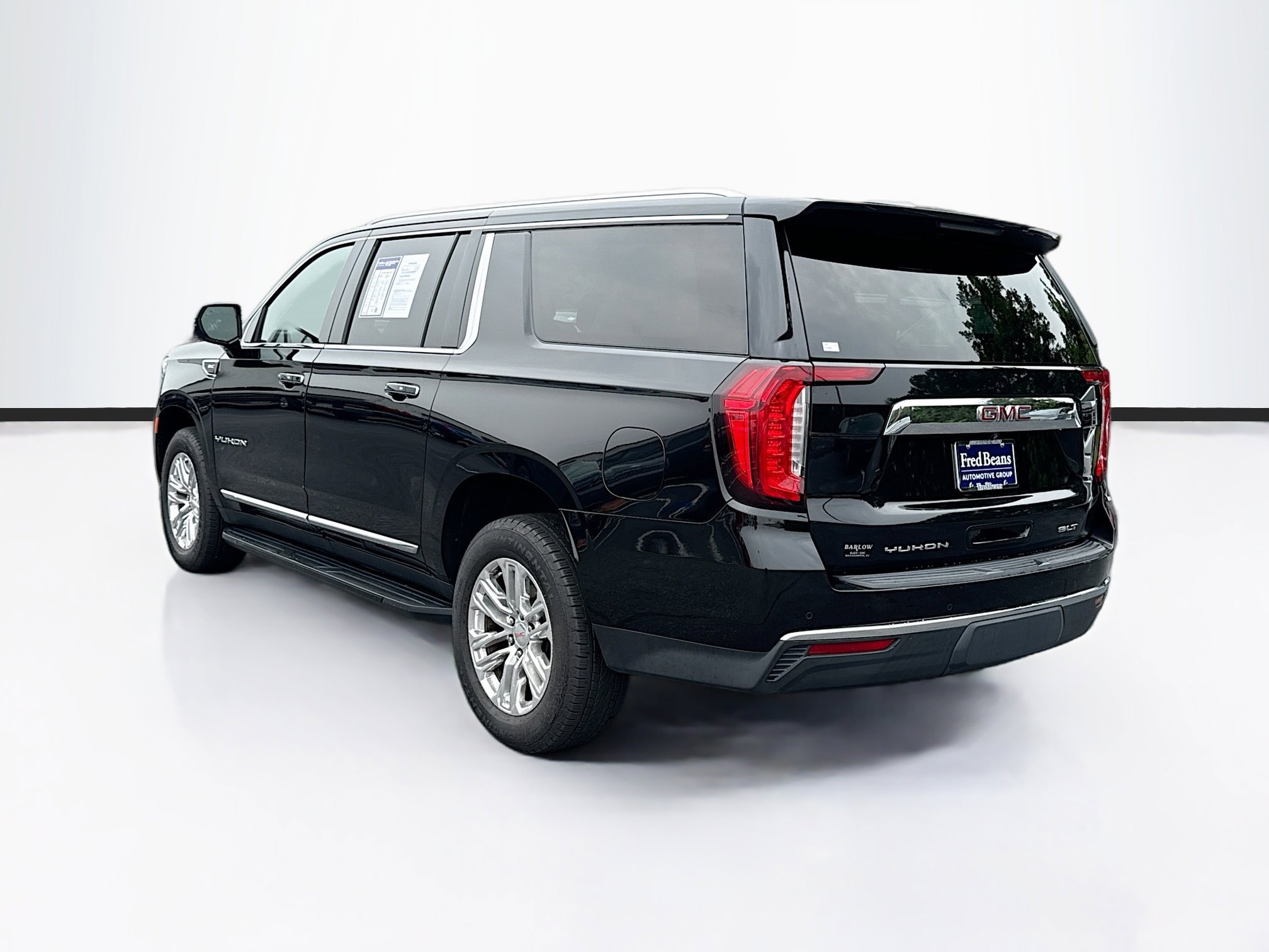 2021 Gmc Yukon XL SLT photo 4
