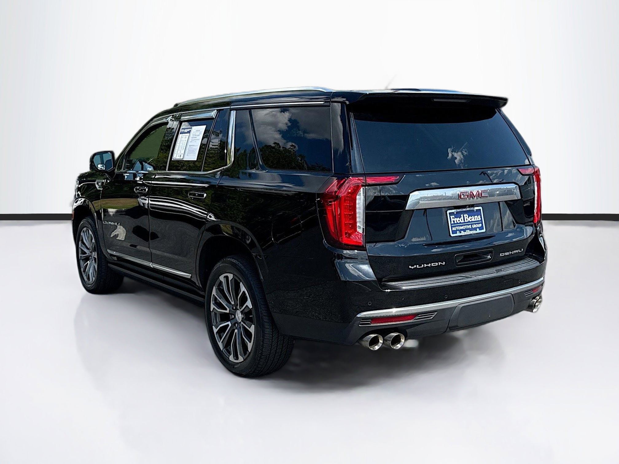 2021 Gmc Yukon Denali photo 4