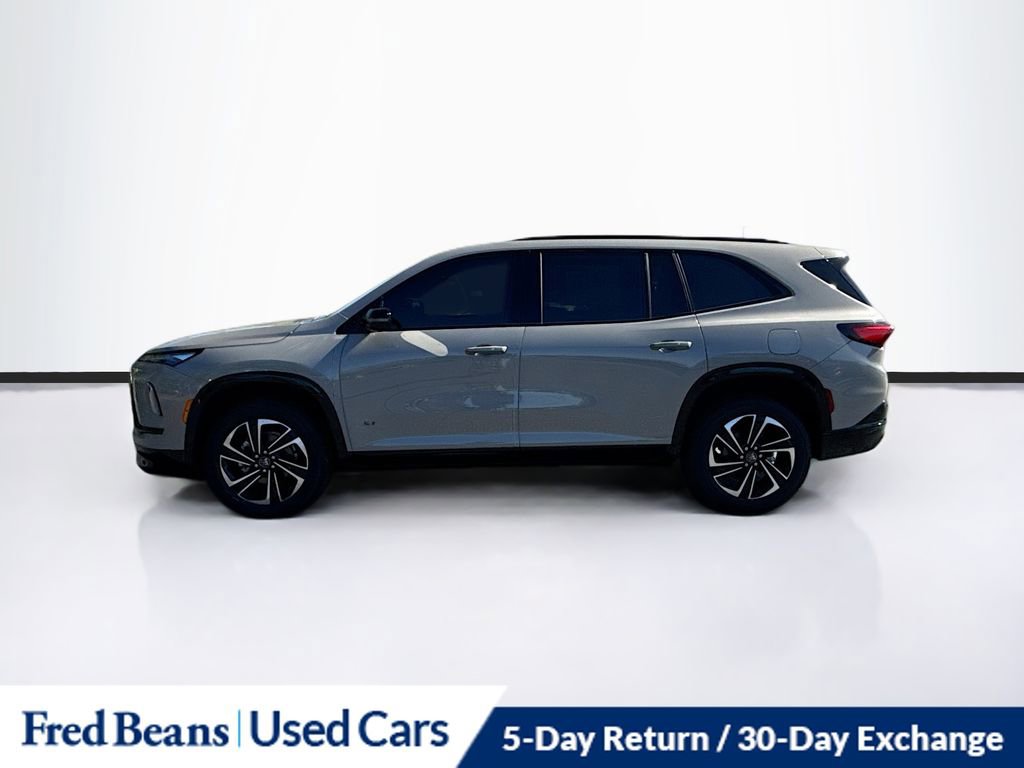 2026 Buick Enclave Sport Touring photo 4