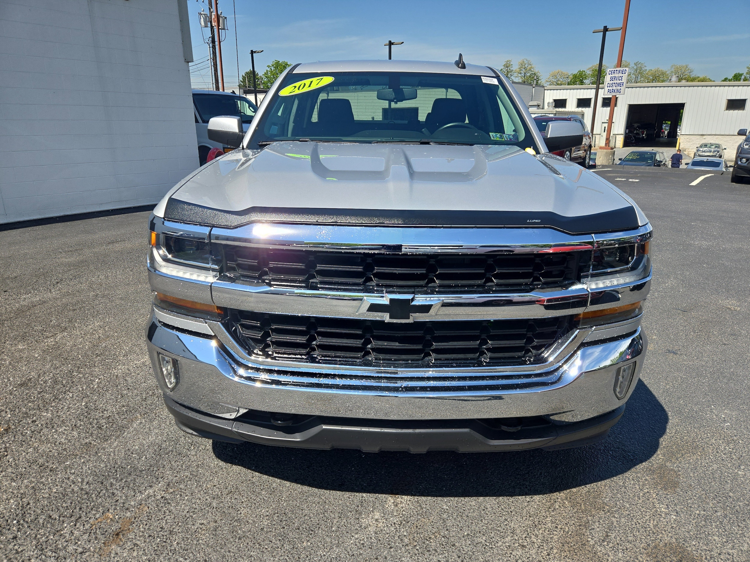 Used 2017 Chevrolet Silverado 1500 LT with VIN 1GCVKREC1HZ351501 for sale in Doylestown, PA