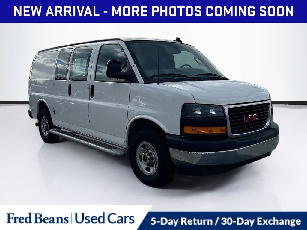 2024 GMC Savana Cargo Work Van's photo