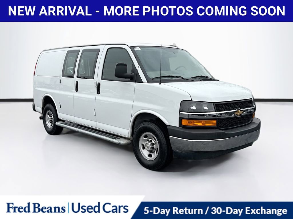 2024 Chevrolet Express Cargo Work Van's photo