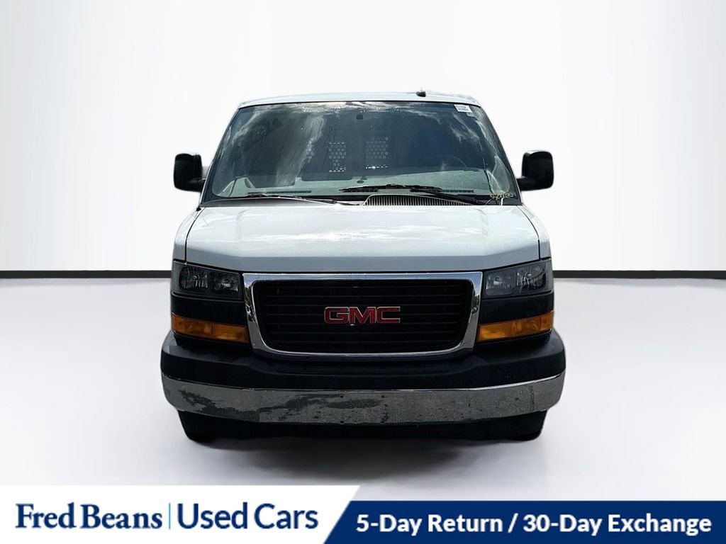 2023 Gmc Savana Cargo 2500 photo 2