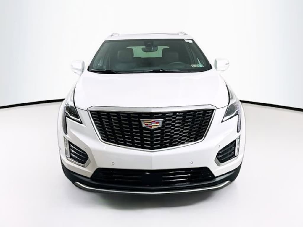 New 2025 CADILLAC XT5 Premium Luxury SUV