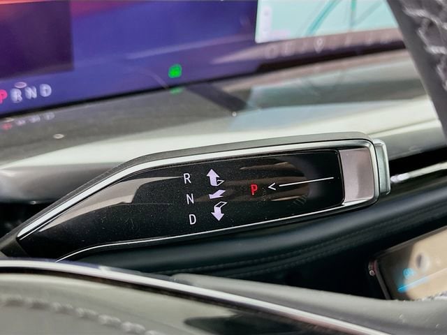 2025 Cadillac Escalade IQ Sport 2 - Photo 13