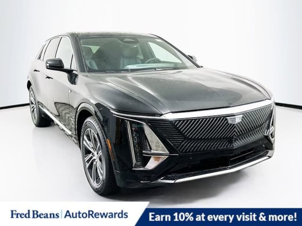 New 2025 CADILLAC LYRIQ Luxury 1 SUV