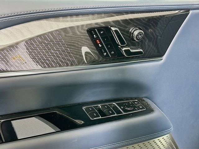 2025 Cadillac Escalade IQ Sport 2 - Photo 18