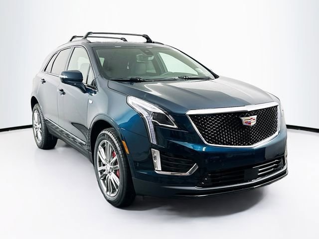 2026 Cadillac XT5 Sport's photo