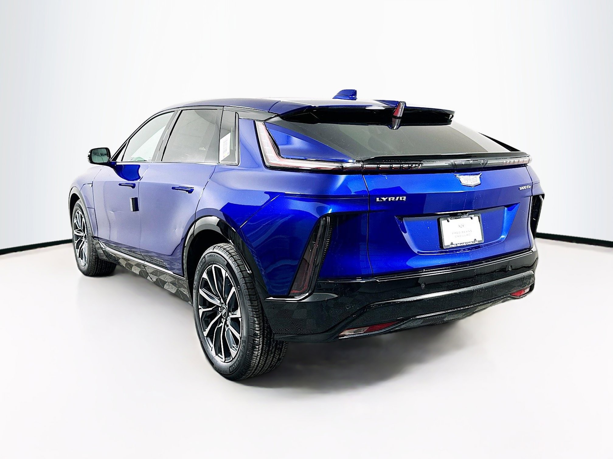 2025 Cadillac Lyriq Sport photo 4