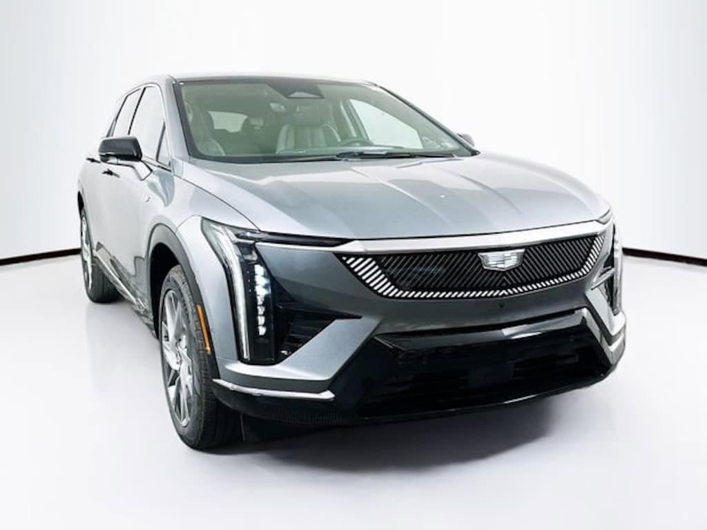 New 2026 CADILLAC OPTIQ Luxury SUV