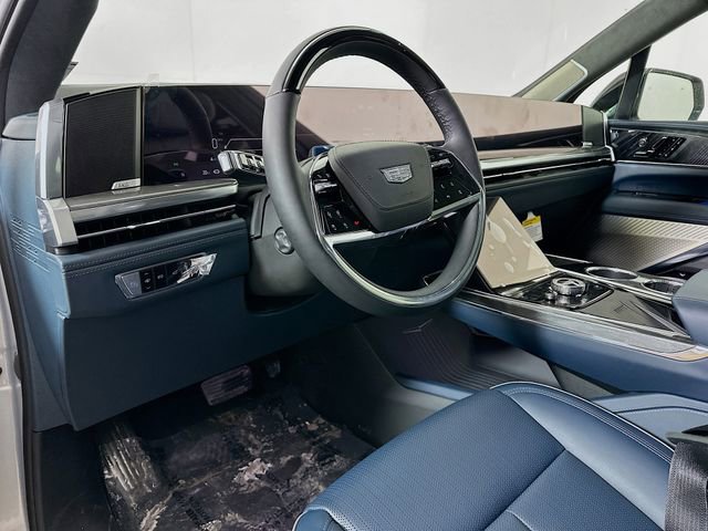 2025 Cadillac Escalade IQ Luxury 2 - Photo 6