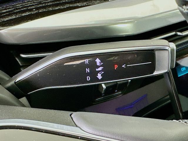 2025 Cadillac Escalade IQ Luxury 1 - Photo 13