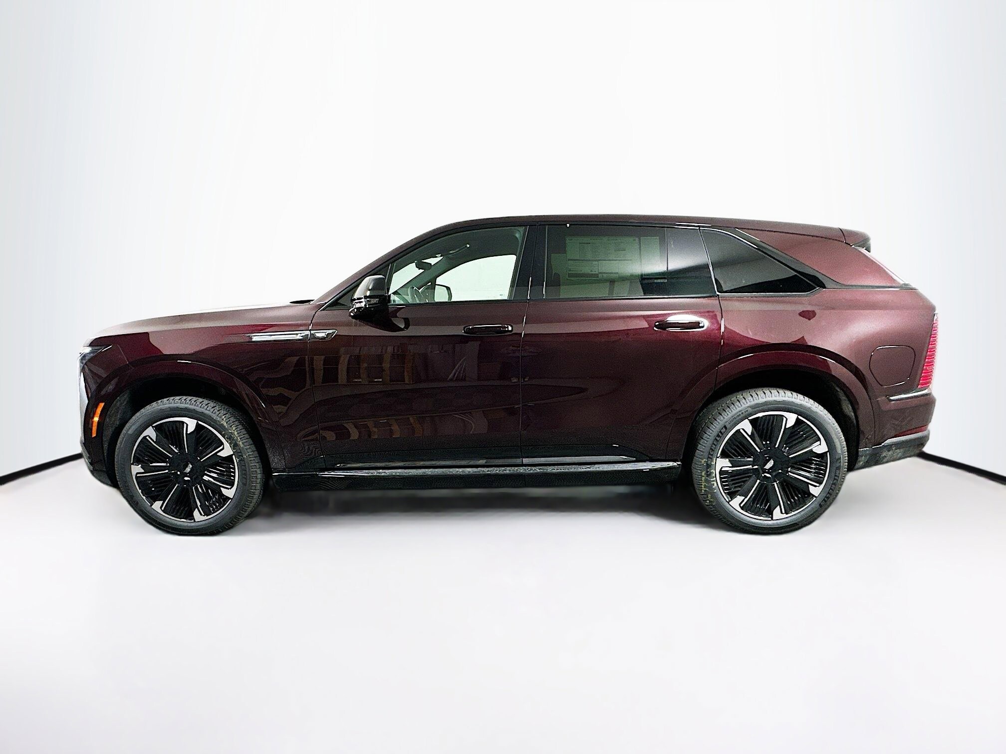 2025 Cadillac Escalade IQ Sport photo 3