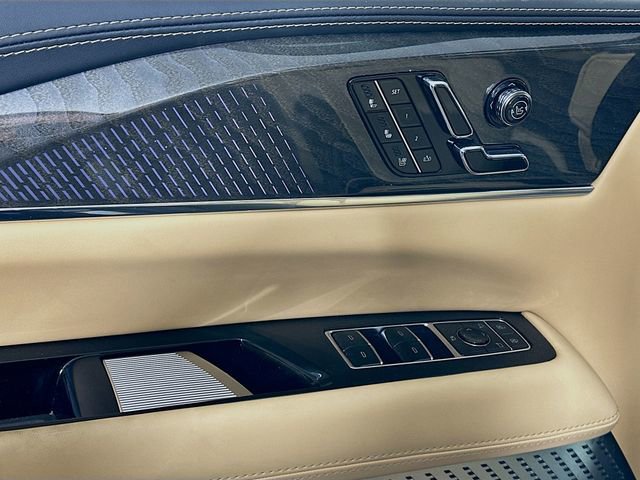 2025 Cadillac Escalade IQ Sport 2 - Photo 18